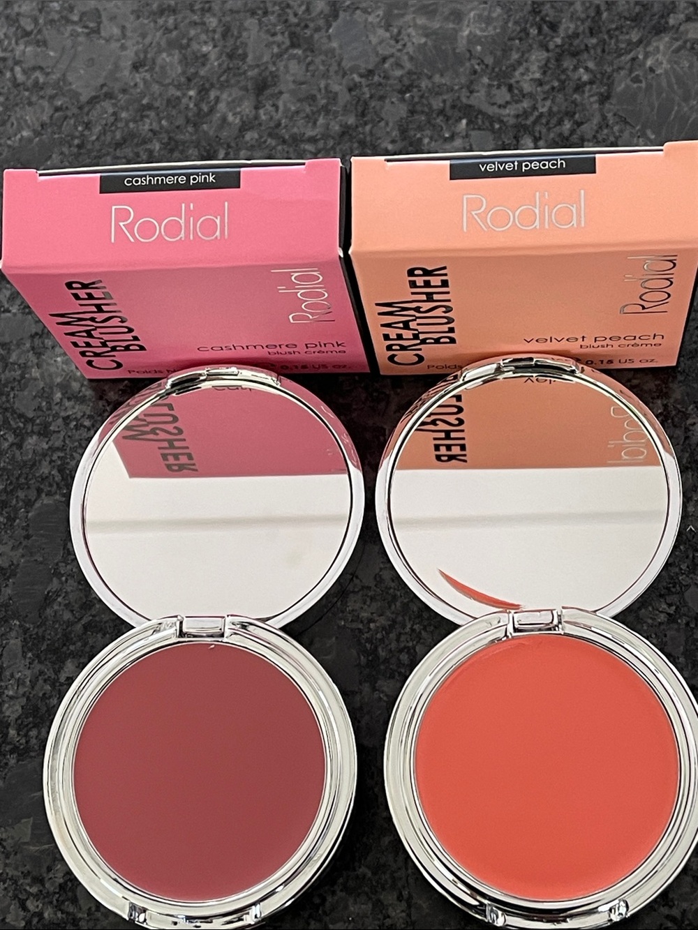 Rodial Cream Blusher in Cashmere Pink or Velvet Peach - Picture 2 of 7